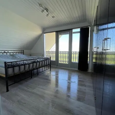 Willa I Lille Lokalsamfund